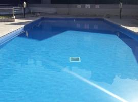 Duplex con piscina VUT1230AS, hotell i San Juan de la Arena