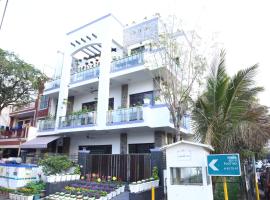 joerose villa, bed and breakfast en Noida