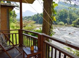 Rafters Retreat, family hotel in Kitulgala