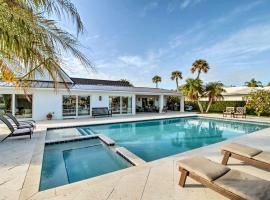 Lavish Vero Beach Escape with Pool, Patio and Dock!, בית חוף בורו ביץ'