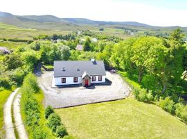 Red Deer Cottage near Connemara National Park in Letterfrack, hotell i Letterfrack