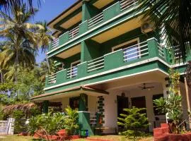 GREEN NEST HOSTEL, Baga-Arpora, North Goa