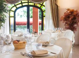 Taverna del Puccini, hotel v destinaci Massaciuccoli