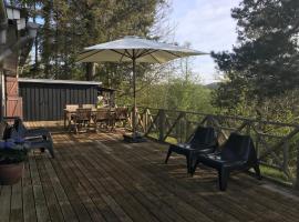 Hyggeligt sommerhus i Ebeltoft, tæt på strand og skov., casa vacacional en Ebeltoft