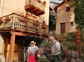 Eco-hôtel et Yourtes du Mercantour, familjehotell i Guillaumes