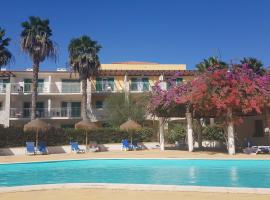 4 Sterne Appartment Sal Kap Verden, hotel vicino alla spiaggia a Prainha