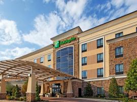 Holiday Inn Arlington Northeast, an IHG Hotel, hotel i nærheden af Texas Health Resources, Arlington