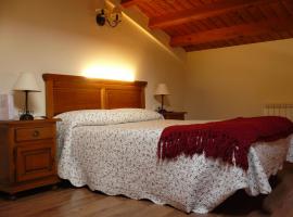 Casa Rural El Rincón de Elena, guest house in San Esteban de Gormaz