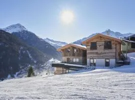 Chalets - The Peak