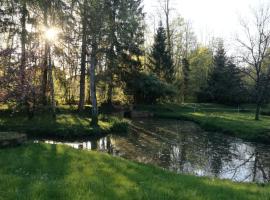 Le gîte du Val, отель в городе Chamouilley