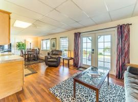 Whale Rock Suite #1, holiday rental in Trinidad