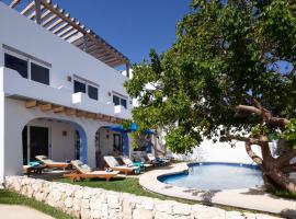Casa Sienna Lia Spacious House, hotell sihtkohas Isla Mujeres huviväärsuse National park El Garrafón lähedal