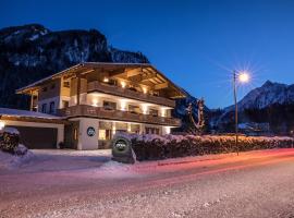 Appartement Mühle - including Summercard, Sauna, Kaprun's largest private garden with panoramic view, khách sạn ở Kaprun