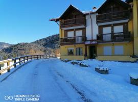 APPARTAMENTO AL Sasso, hotel em Andalo