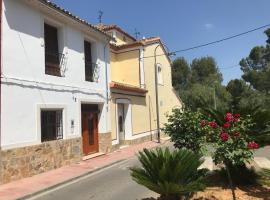 Casa rural la ermita de Anna, hotelli kohteessa Anna