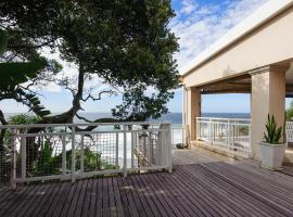 Colwyn Drive 53 - FAMILY ONLY, hotel in Sheffield Beach