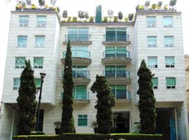 Residence L´ Heritage Hipólito Taine by BlueBay, hotel in Mexico-Stad