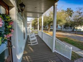 Ideal Location! Perfect for Graduations and Lowcountry Getaways!, hotel in Port Royal