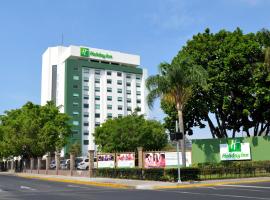 Holiday Inn Guadalajara Expo Plaza del Sol, an IHG Hotel, отель в городе Гвадалахара, в районе Zona Expo
