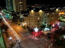 Ponce De Leon Hotel