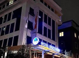 Discovery Hotel, отель в Стамбуле, в районе Умрание