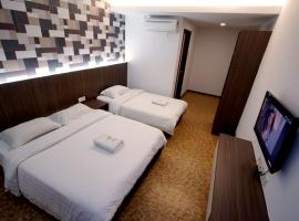 Pavilion Inn, hotelli kohteessa Miri