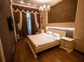 Kyiv 2Rooms Classic Apartment, hotel near St. Volodymyr's Cathedral, Kyiv