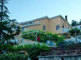 Apartments Antic