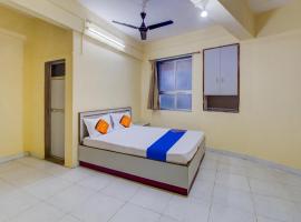 SPOT ON 49110 Kshanbhar Vishranti, ξενοδοχείο σε Chiplun