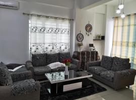 Mahkota Cheras Unique Condo 1-14 pax near MRT- KL, hotel in Cheras