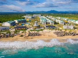 Ocean el Faro Resort - All Inclusive, hotel med parkering i Punta Cana