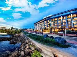 Dyne Oceano Hotel, hotel in Aewol, Jeju