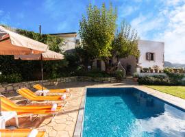 Antheon - Three Bedroom Villa with Private Pool: Áno Valsamóneron şehrinde bir ucuz otel