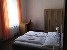 Tourist room Maria, hostel din Ostrava
