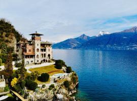 Villa Gaeta luxury apartment sleeps 8 guests, hotel de lujo en Acquaseria