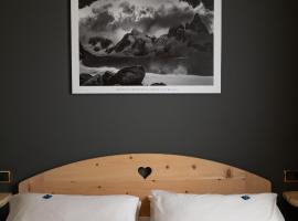 Meublè Garnì Della Contea, hotel Bormióban