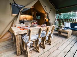 Glamping Tenuta Poggio Rosso, hotel u gradu Populonija