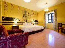 Yabar Hotel Plaza