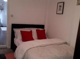 Cosy London holiday Home (Near O2 arena)