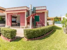 Red house near the sandy beach, parking & wi-fi