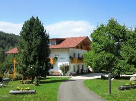 Haus Bergfrieden, hotel u gradu 'Castelrotto'