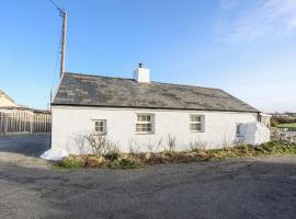 Farm Cottage, ubytování v soukromí na pláži v destinaci Cemaes Bay