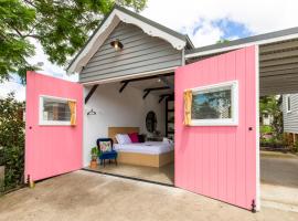 Nowra Studio Barn, villa in Nowra