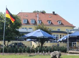 Gasthaus Neue Mühle: bir Kassel, Niederzwehren oteli