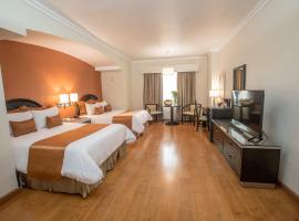 Plaza de Oro, hotel with hot tubs in Monterrey