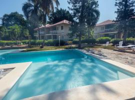 El Pelicano Apart-Hotel, hotel v destinaci Las Galeras
