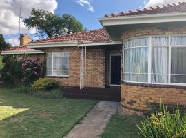 Pleasant View, hotel com estacionamento em Horsham