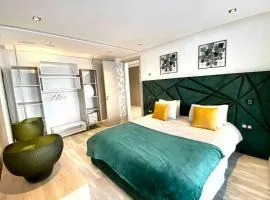 THE DREAM 18 - AMAZING FLAT IN THE HEART OF CASABLANCA