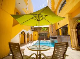 Suites Flamboyanes, hotel with parking in Mérida