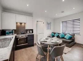 Your Perfect Ashford Retreat Pet-Friendly & Business Ready